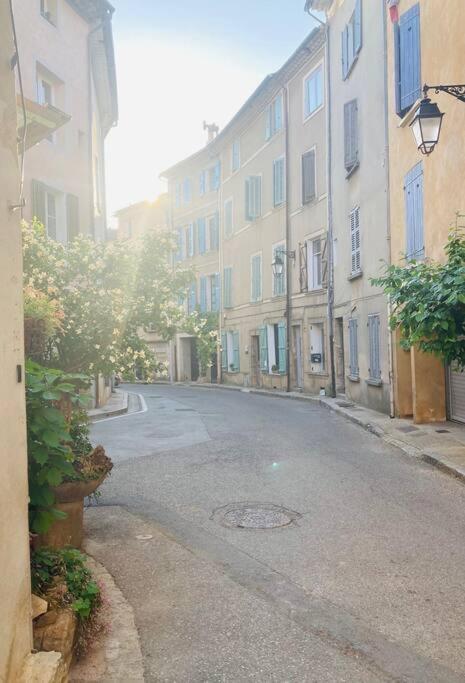 Charmante Petite Maison De Village Au Centre Сasa de vacaciones *