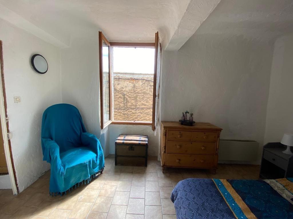 Charmante Petite Maison De Village Au Centre Correns